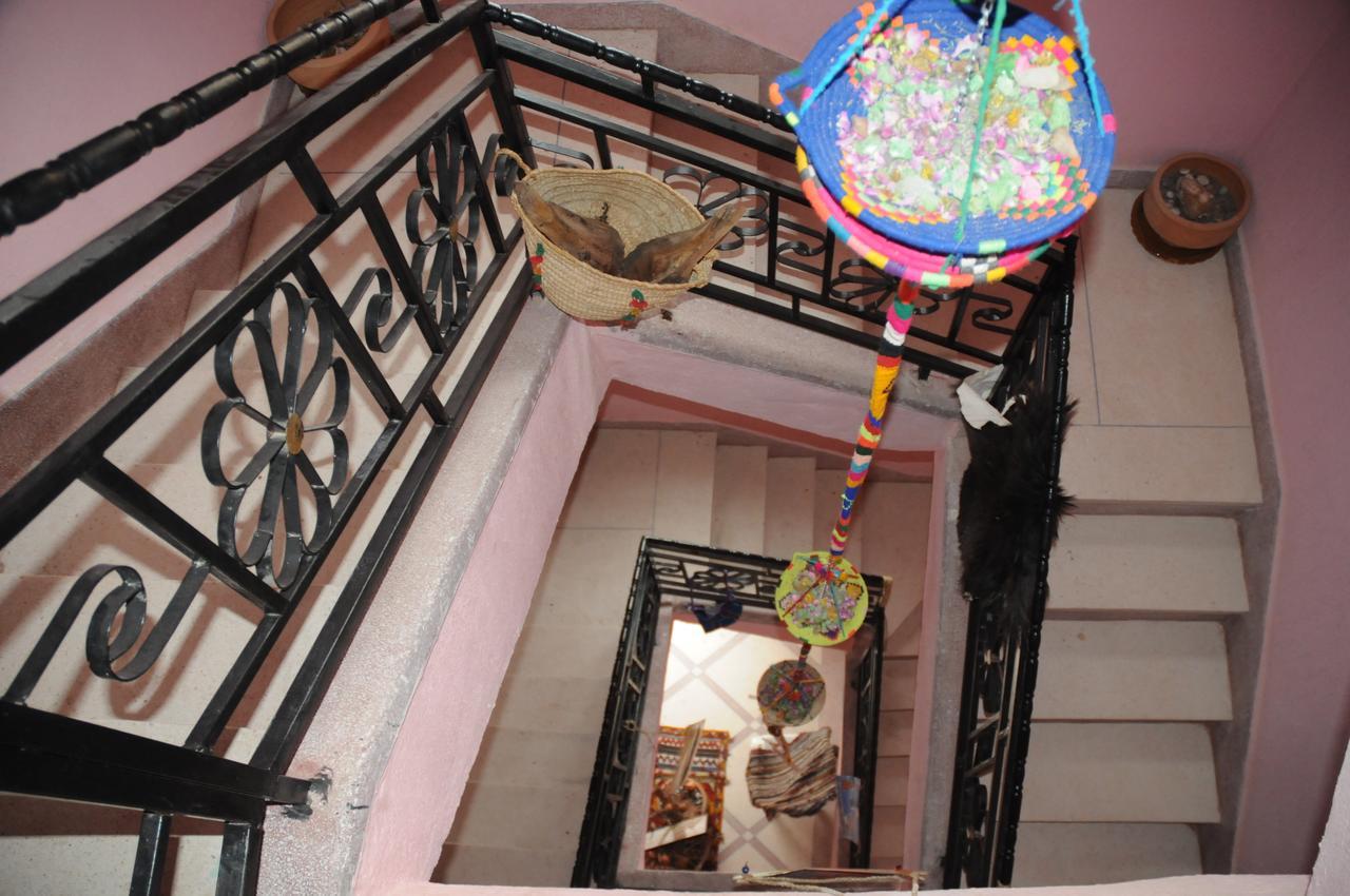 Auberge De La Jeunesse Tajda Екстериор снимка