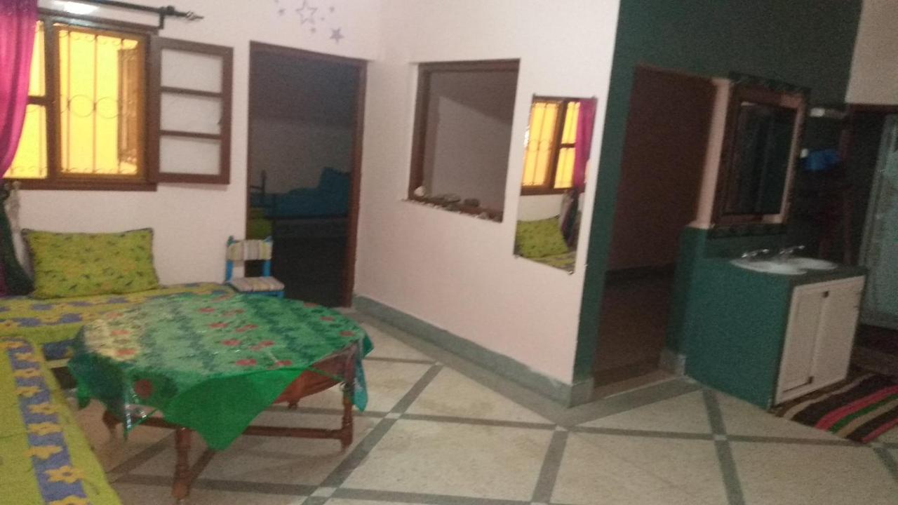 Auberge De La Jeunesse Tajda Екстериор снимка